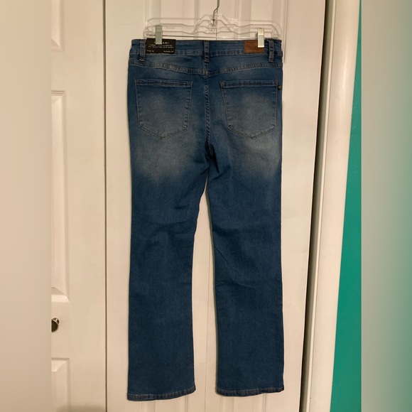 Tummy Tuck Jeans by Tahari - Picture 6 of 8